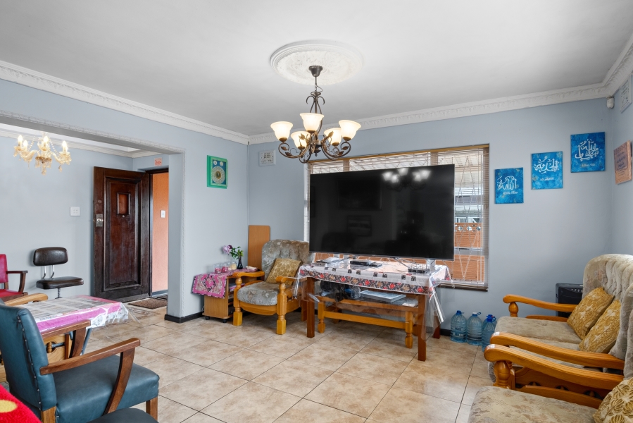 3 Bedroom Property for Sale in Pinati Western Cape
